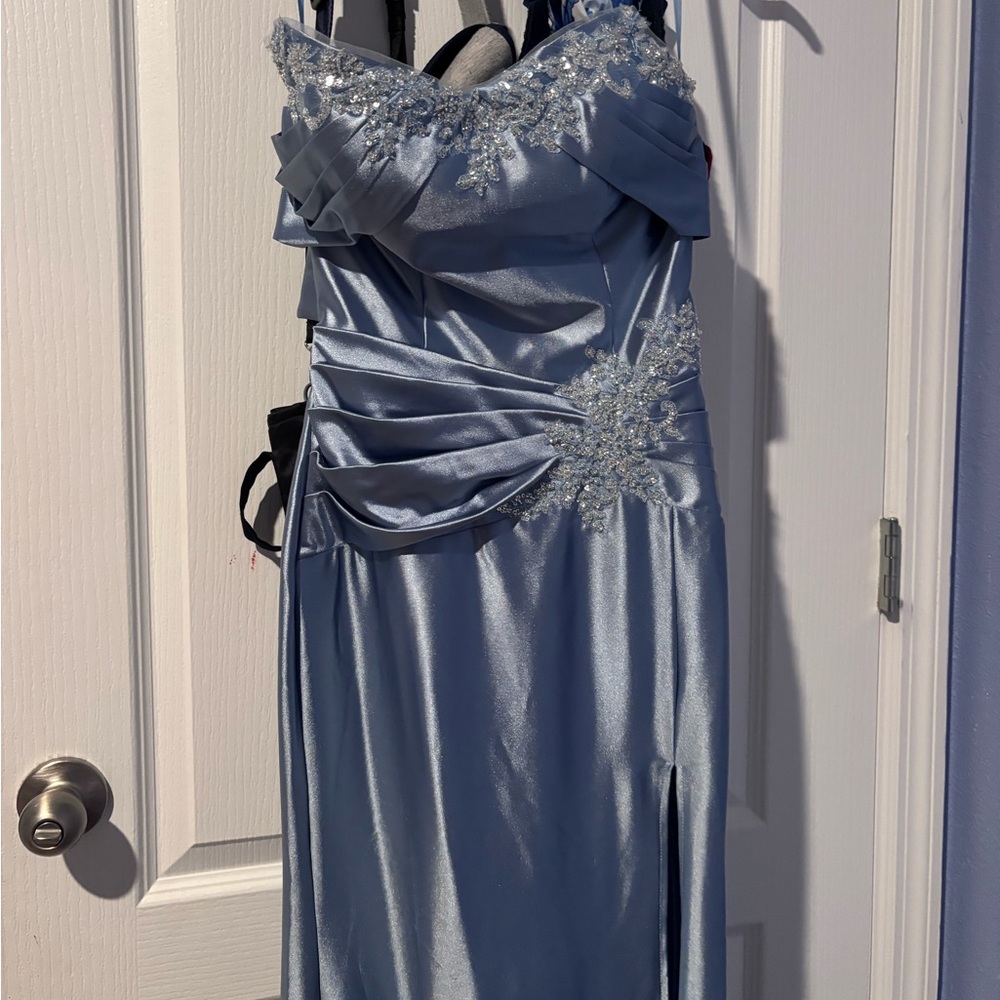 Elegant Blue Evening Gown with Embellishments